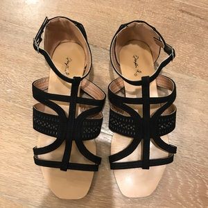 Qupid Black Sandals